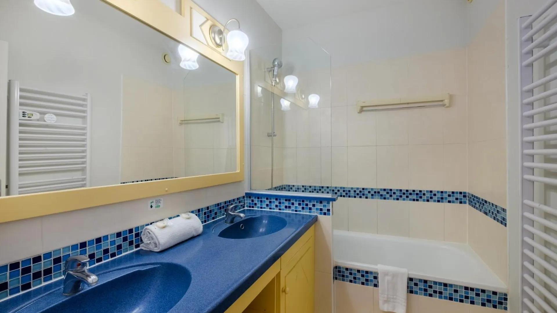 Residence Pierre & Vacances Heliotel Marine Сен-Лоран-дю-Вар