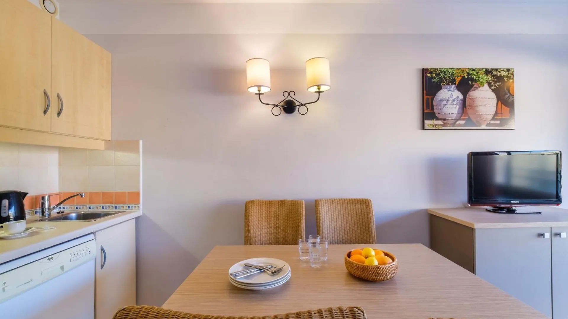 Residence Pierre & Vacances Heliotel Marine Сен-Лоран-дю-Вар Апарт-отель