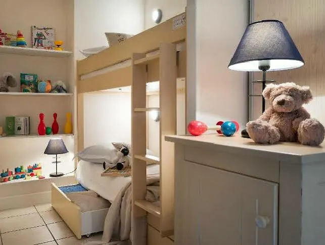 Апарт-отель Residence Pierre & Vacances Heliotel Marine Сен-Лоран-дю-Вар